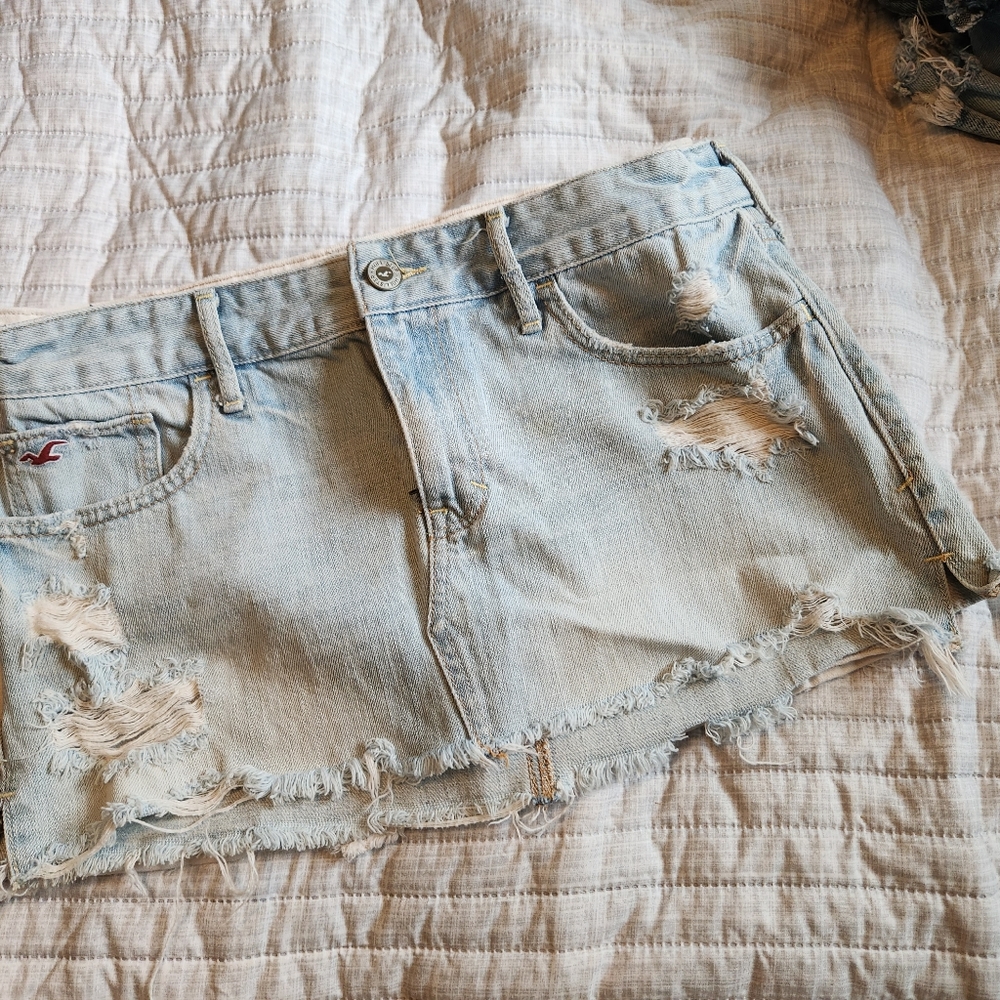 Skirts - Picture 3 of 6